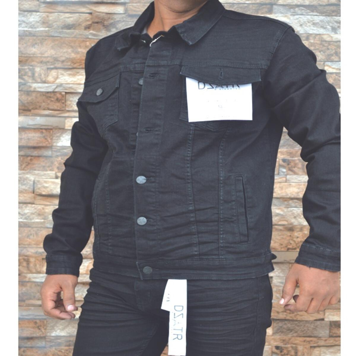BLACK JACKET - 3D TOPPER
