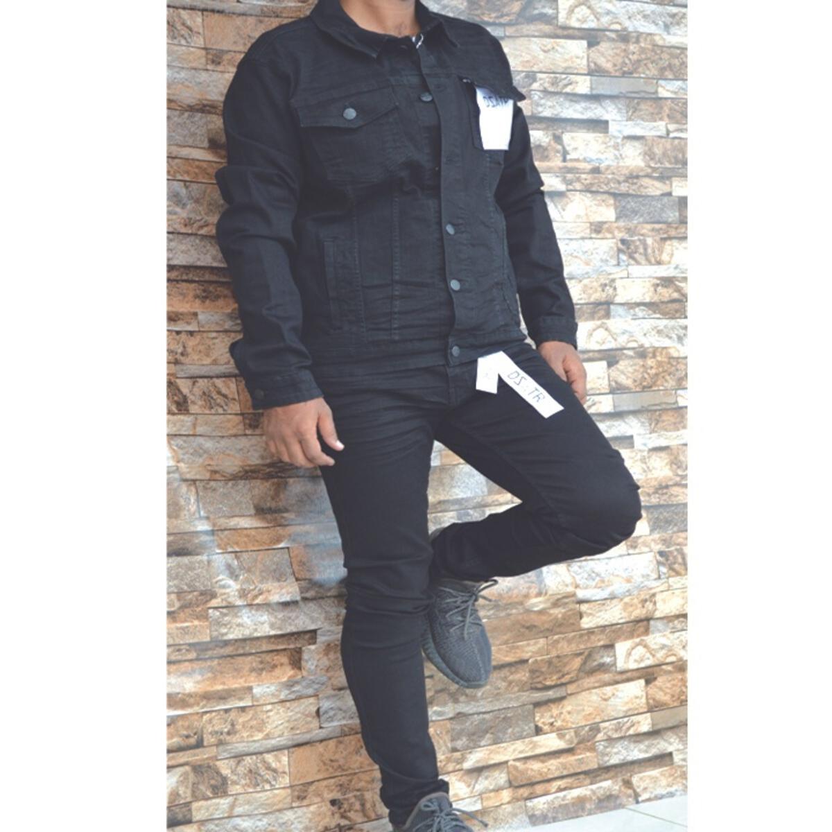 BLACK JACKET - 3D TOPPER