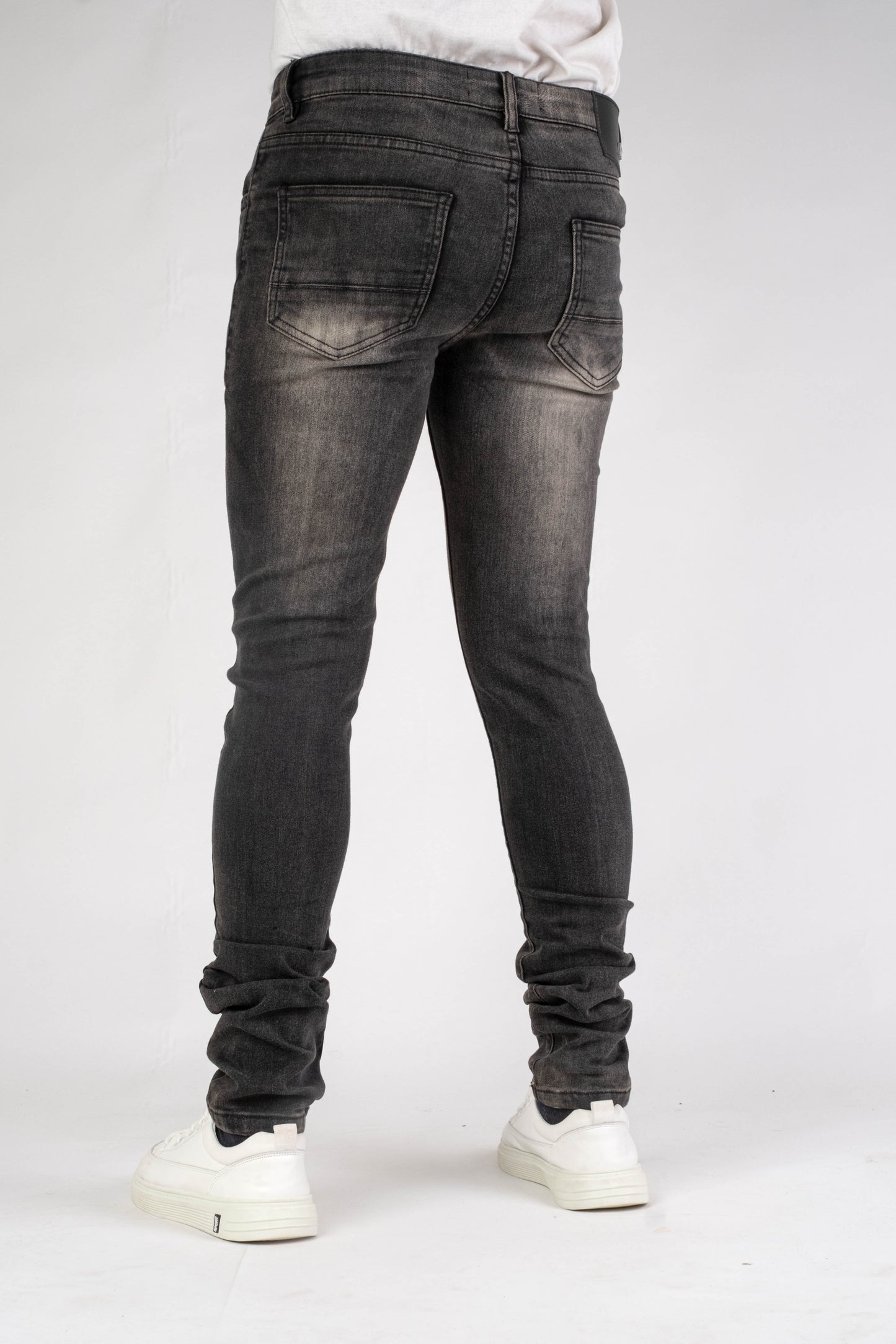 MENS CLASSIC ULTRA STRETCH DENIM - TINT BLACK DZTR-458
