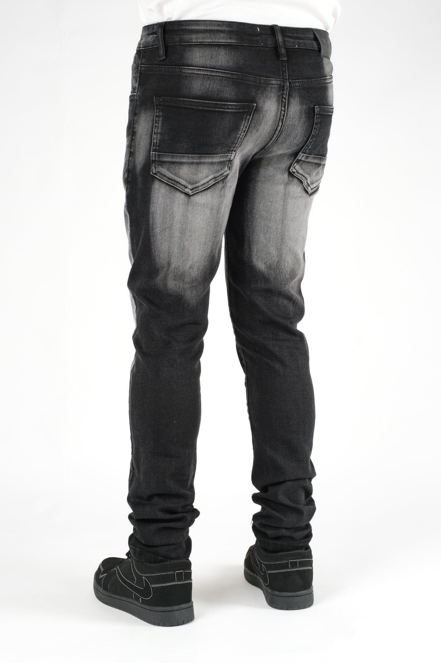 MENS CLASSIC ULTRA STRETCH DENIM - BLACK DZTR-411
