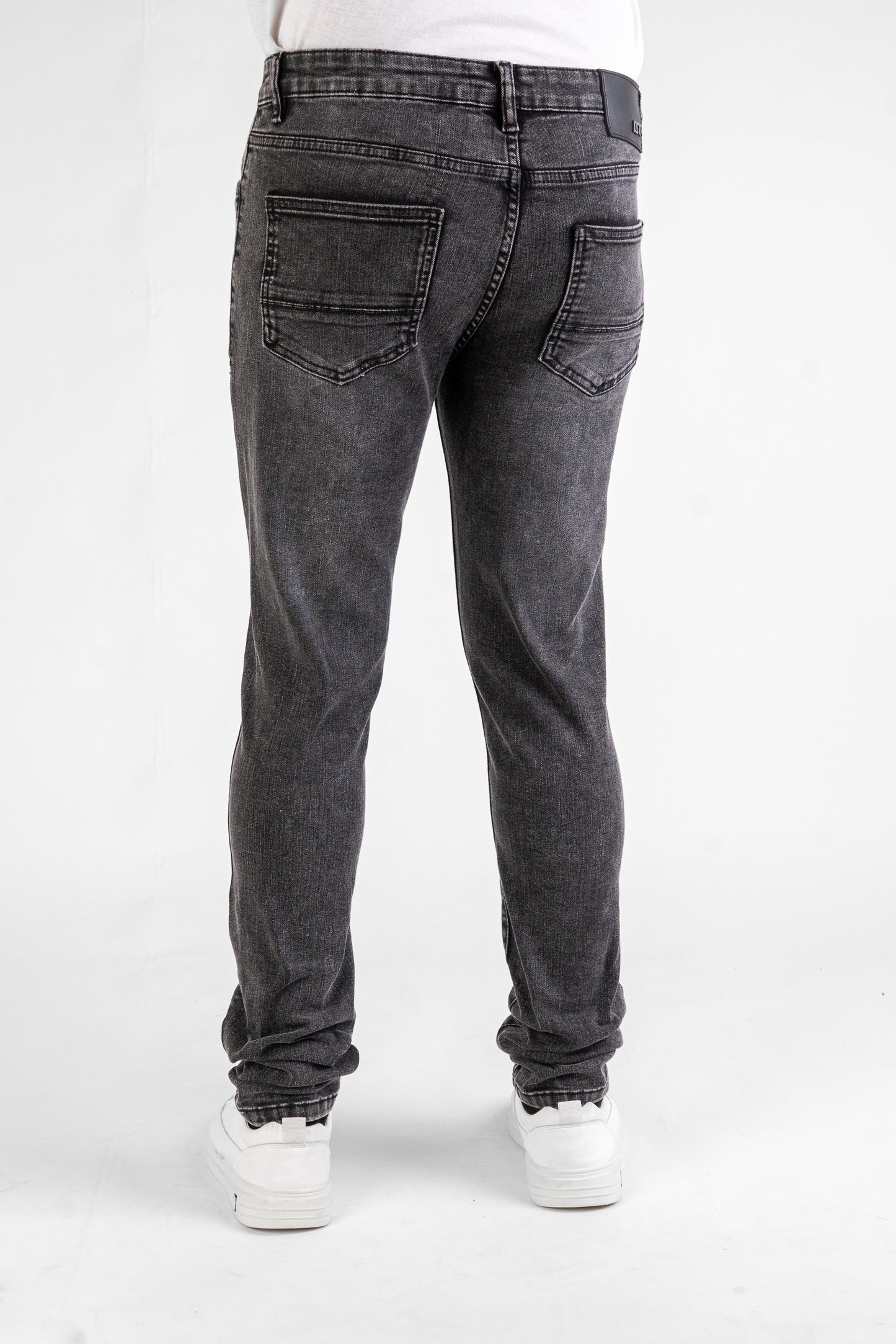 MENS CLASSIC ULTRA STRETCH DENIM - BLACK DZTR-452