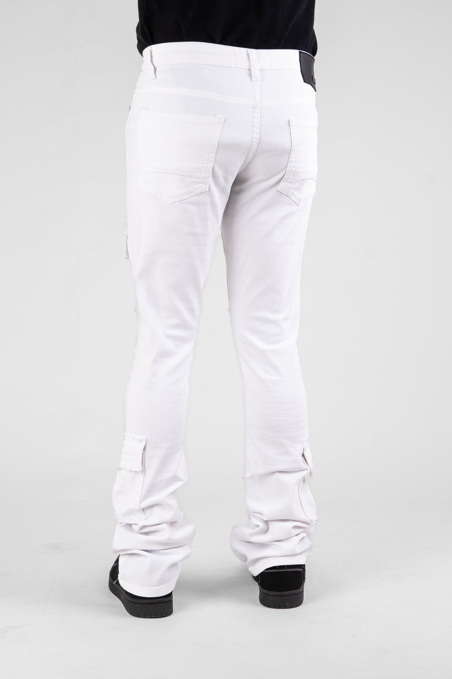 MENS CLASSIC ULTRA STRETCH DENIM - STACKED WHITE DZTR-489