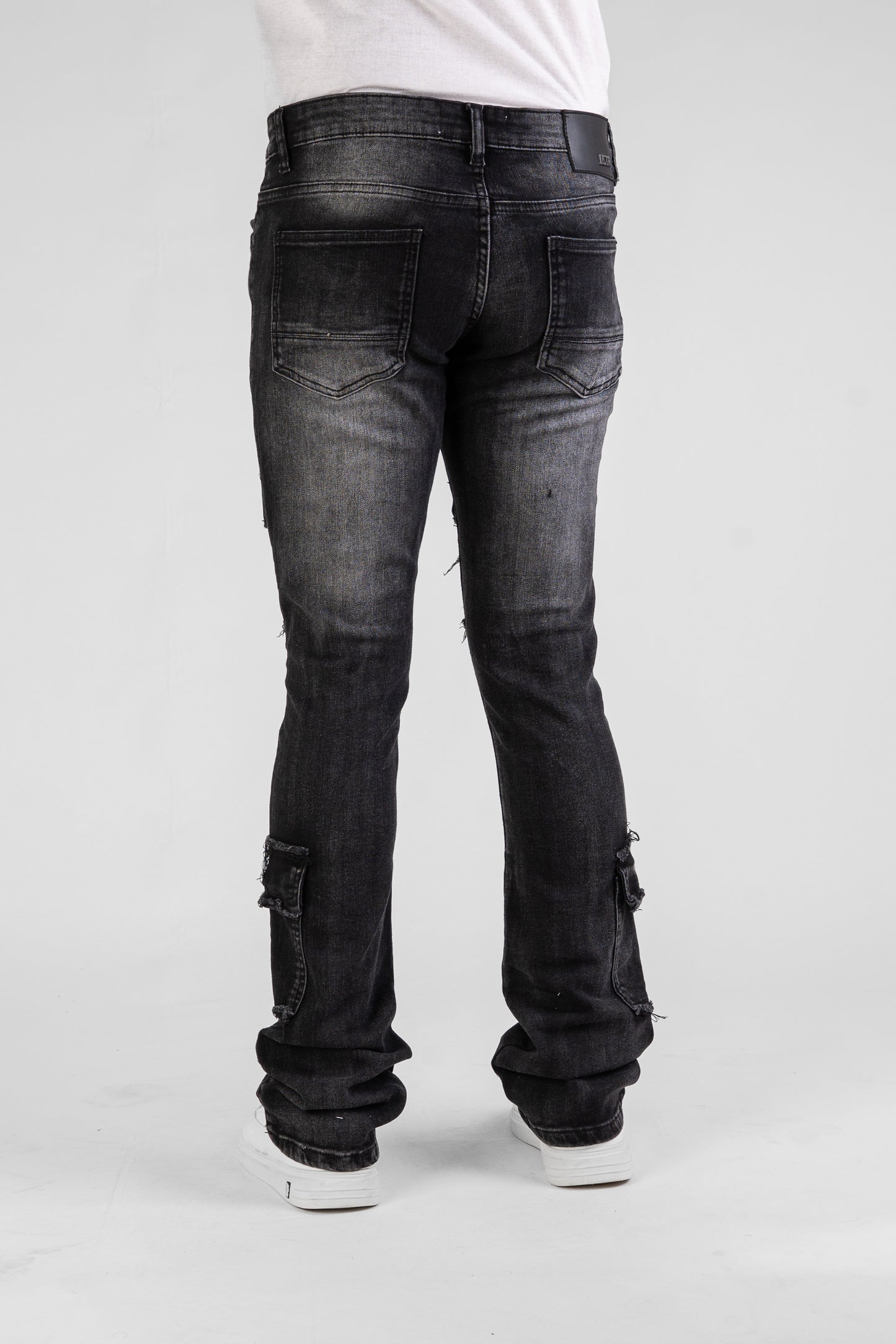 MENS CLASSIC ULTRA STRETCH DENIM - STACKED BLACK WASH DZTR-489