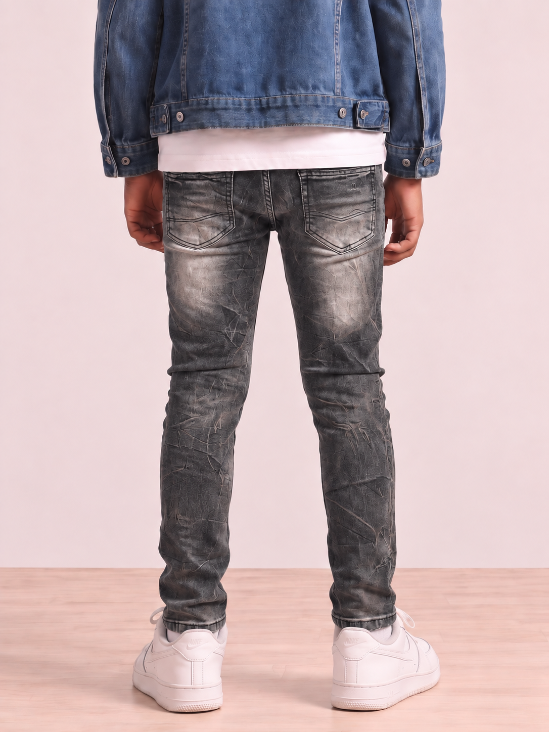 K- 677 "Bottom Shadow Black"