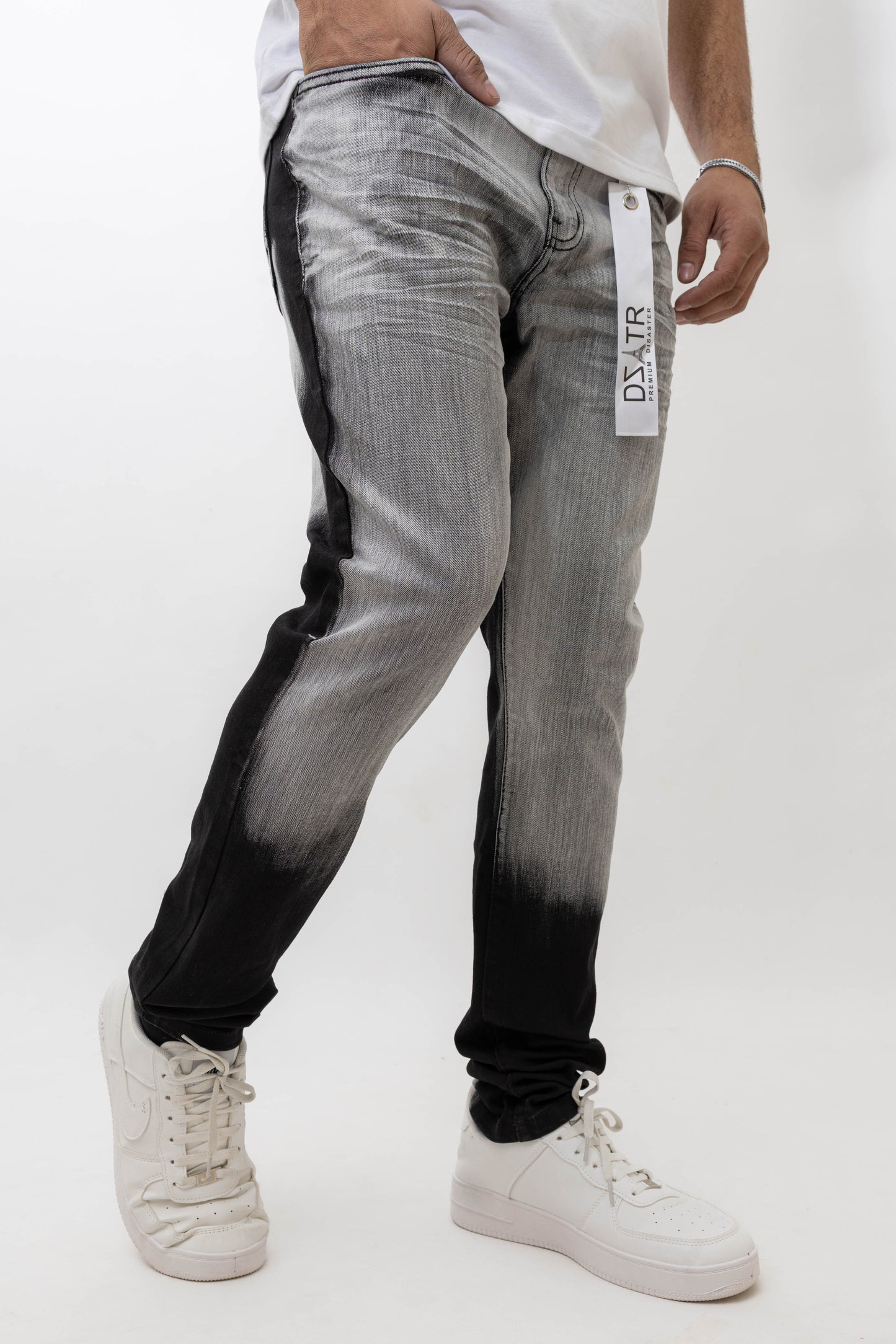 MENS CLASSIC ULTRA STRETCH DENIM -BLACK DZTR -454